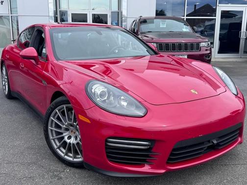 2014 Porsche Panamera GTS