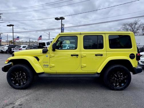 2022 Jeep Wrangler Unlimited 4xe Sahara