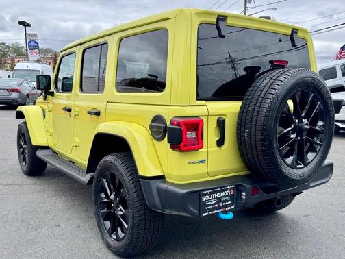 2022 Jeep Wrangler Unlimited 4xe Sahara