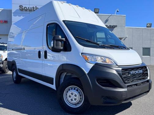 2025 RAM ProMaster 3500 Base
