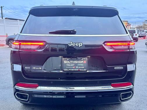 2022 Jeep Grand Cherokee L Overland