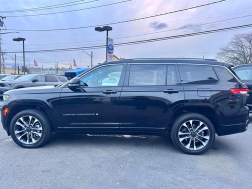 2022 Jeep Grand Cherokee L Overland