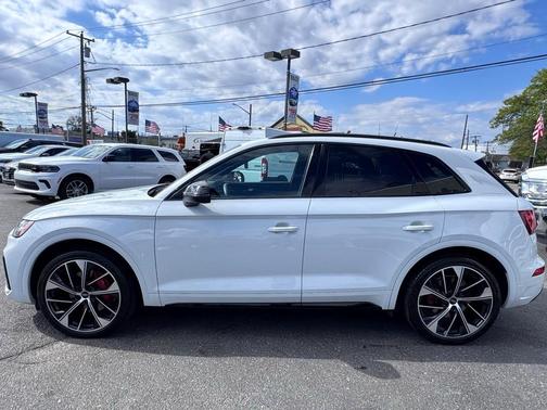 2024 Audi SQ5 3.0T Premium Plus