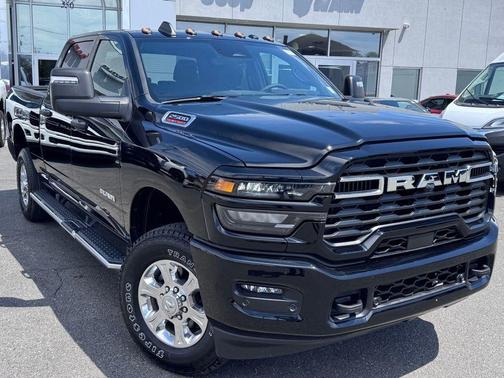 Diamond Black 2025 RAM 2500 Big Horn