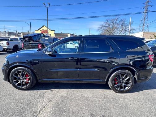DB Black Crystal Clearcoat 2023 Dodge Durango SRT 392