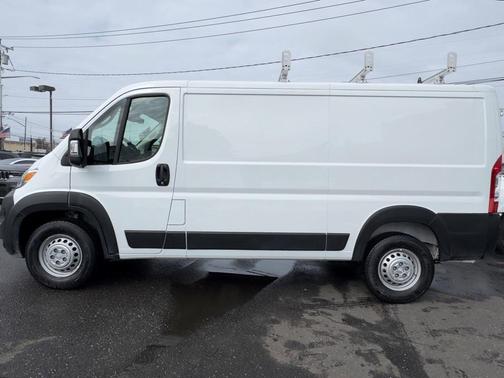 2025 RAM ProMaster 2500 Base