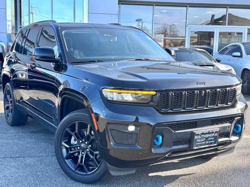 2023 Jeep Grand Cherokee 4xe Base