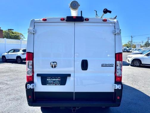 2025 RAM ProMaster 2500 Base
