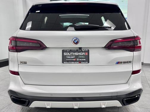 2023 BMW X5 M50i