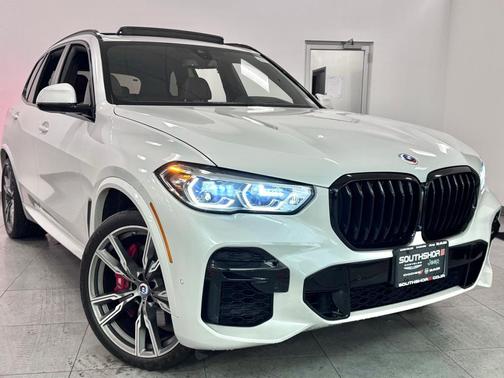 2023 BMW X5 M50i