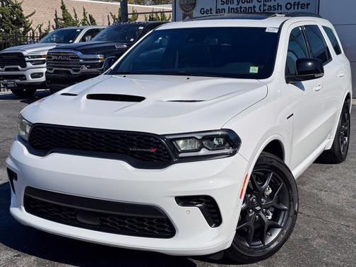 White Knuckle Clearcoat 2026 Dodge Durango GT Plus HEMI V8