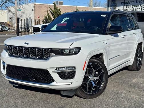2022 Jeep Grand Cherokee 4xe Summit