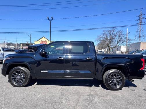 Midnight Black Metallic 2024 Toyota Tundra Platinum