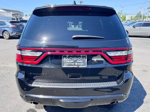 DB Black Crystal Clearcoat 2025 Dodge Durango R/T