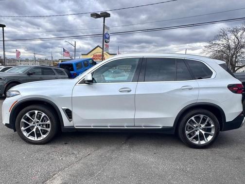 2025 BMW X5 xDrive40i