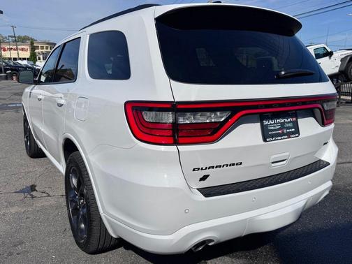 White Knuckle Clearcoat 2026 Dodge Durango GT