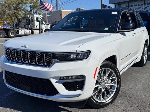 2025 Jeep Grand Cherokee Summit