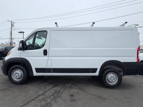 2025 RAM ProMaster 1500 Low Roof