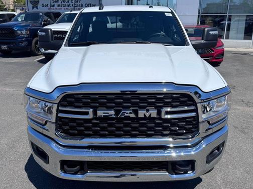 Bright White Clearcoat 2024 RAM 3500 Big Horn