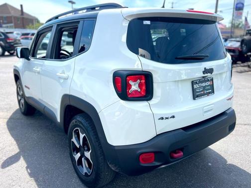 2021 Jeep Renegade Trailhawk