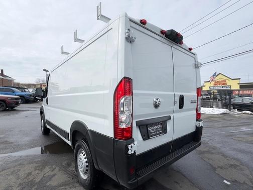 2025 RAM ProMaster 2500 Base