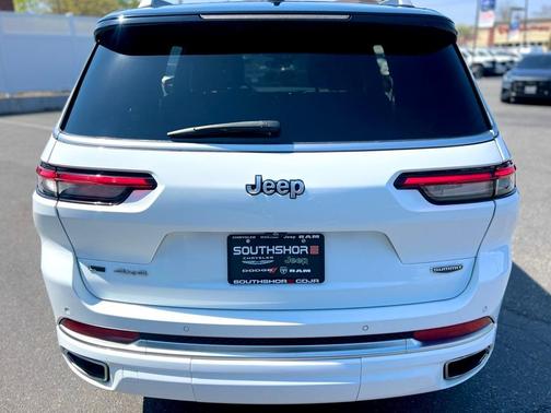 2022 Jeep Grand Cherokee L Summit