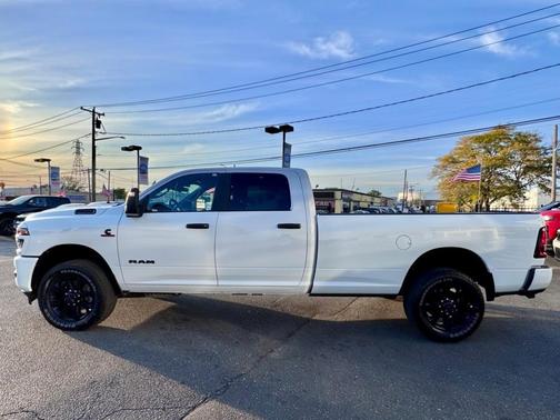 2025 RAM 3500 Big Horn