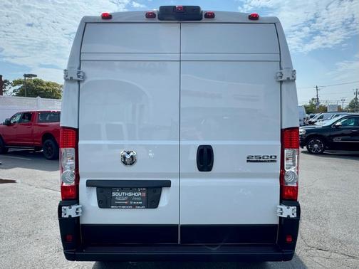 2025 RAM ProMaster 2500 High Roof