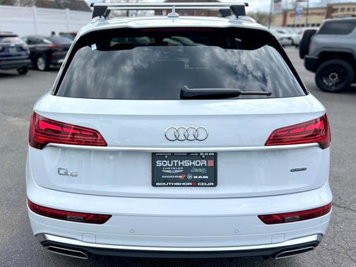 2022 Audi Q5 45 S line quattro Premium