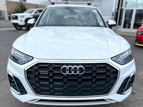 2022 Audi Q5 45 S line quattro Premium