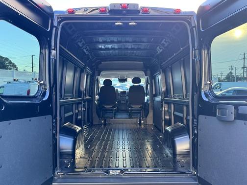 2025 RAM ProMaster 2500 High Roof