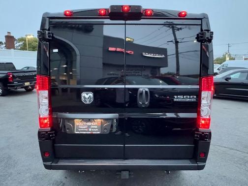 2025 RAM ProMaster 1500 Low Roof