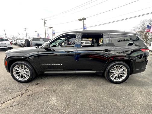 2022 Jeep Grand Cherokee L Summit