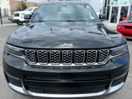 2022 Jeep Grand Cherokee L Summit