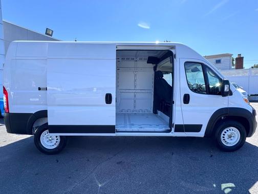 2025 RAM ProMaster 2500 High Roof