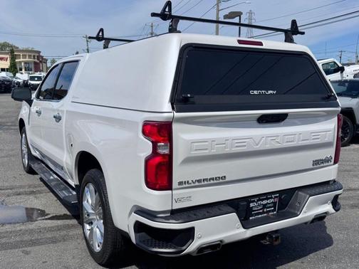 Iridescent Pearl Tricoat 2023 Chevrolet Silverado 1500 High Country