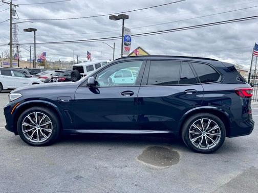 2022 BMW X5 PHEV xDrive45e