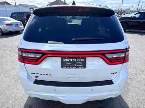 White Knuckle Clearcoat 2025 Dodge Durango GT