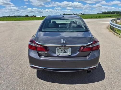 Gray 2017 Honda Accord EX-L