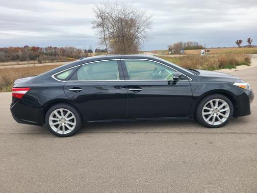 2013 Toyota Avalon Limited
