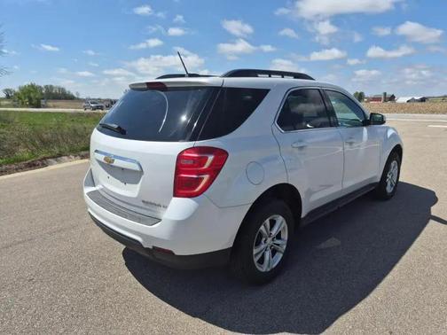Pearl White 2016 Chevrolet Equinox LT