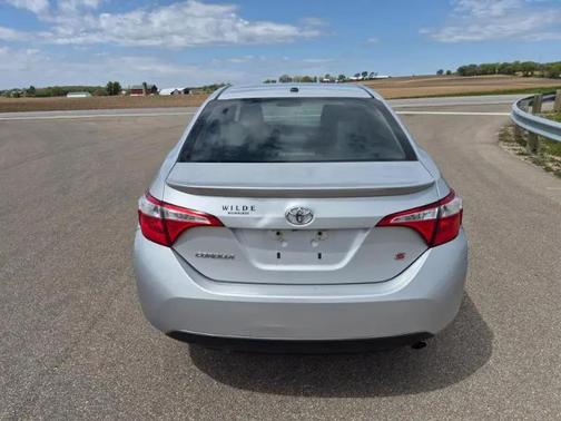 Classic Silver Metallic 2015 Toyota Corolla S Premium
