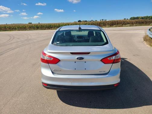 2014 Ford Focus S