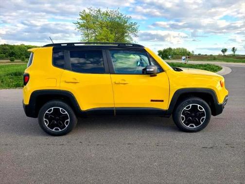 2017 Jeep Renegade Trailhawk