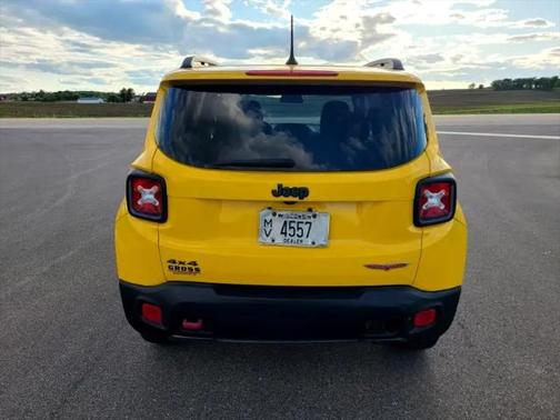 2017 Jeep Renegade Trailhawk