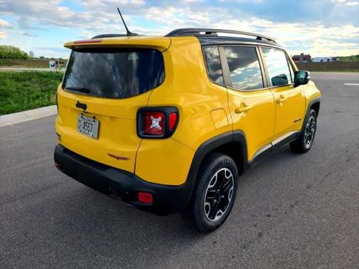 2017 Jeep Renegade Trailhawk