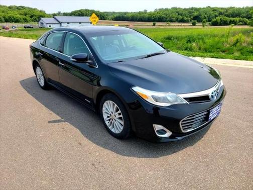 2013 Toyota Avalon Hybrid XLE Premium
