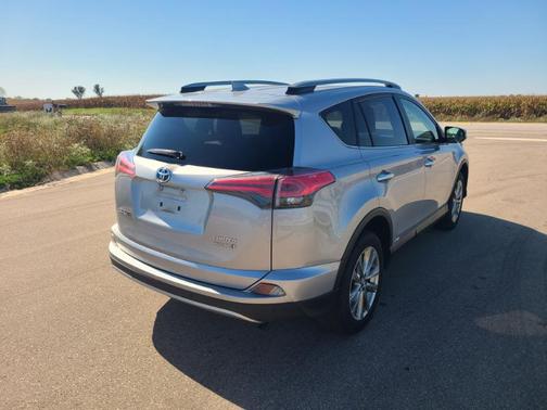 2017 Toyota RAV4 Hybrid Limited