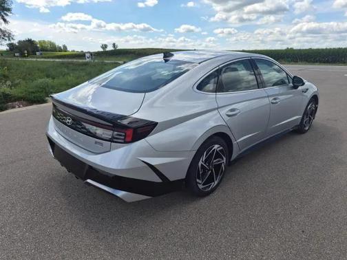 Aero Silver 2026 Hyundai SONATA SEL