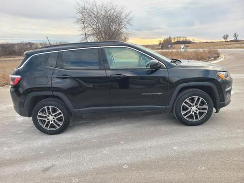 2017 Jeep New Compass Latitude